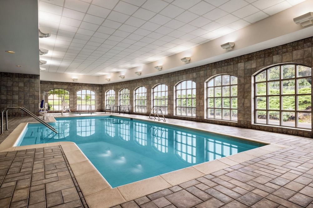 Holiday Inn Express & Suites Hagerstown by IHG - photo 21