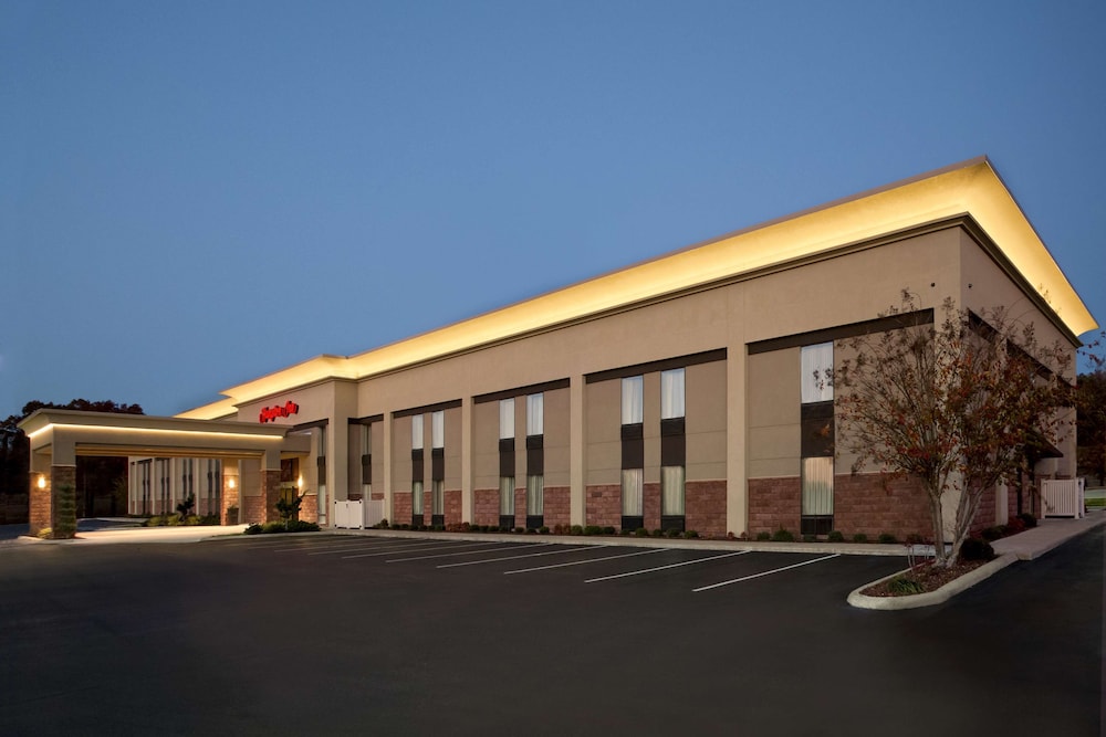 Hampton Inn Forrest City - photo 29