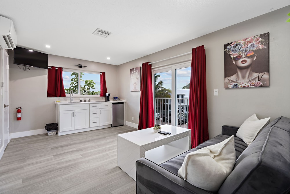 The Tel Hollywood Beach - photo 20