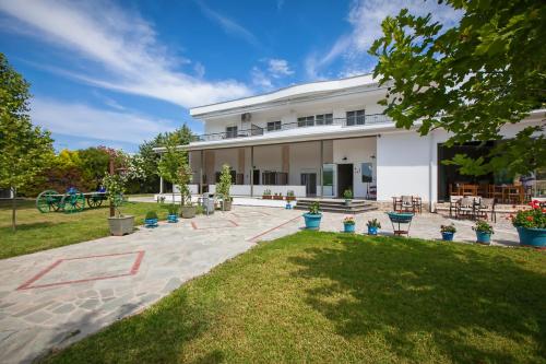 Istira — 4-Star Luxury Hotel in Kassandreia, Greece