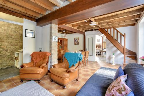 Belle demeure de pierre au calme à Erquy in Erquy, France