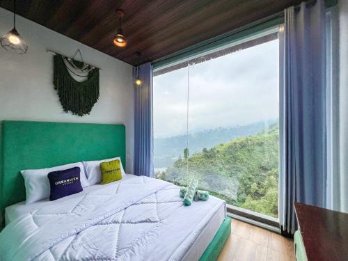 Urbanview Hotels Asmaraloka Umbrella in Wonosobo, Indonesia