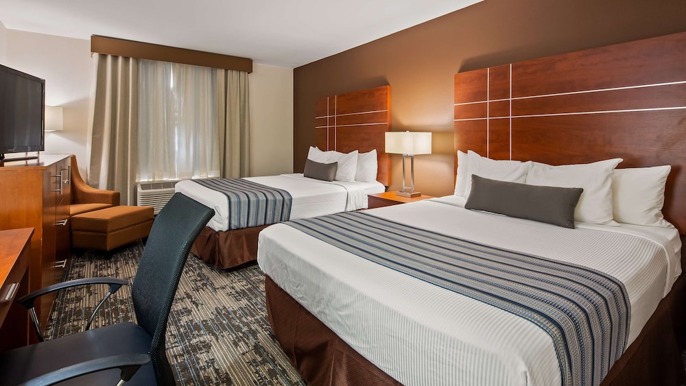 Best Western Plus Wakeeney Inn & Suites - photo 6
