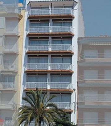 Camps - carbon neutral hotel in Lloret De Mar