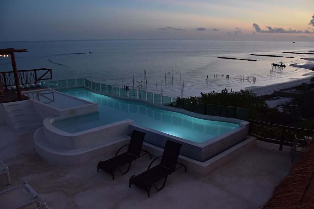 Rooftop pool
