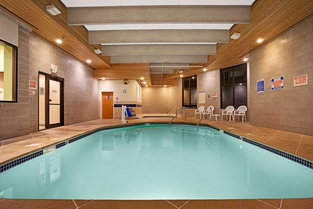 Days Inn by Wyndham Eagan Minnesota Near Mall of America - photo 8