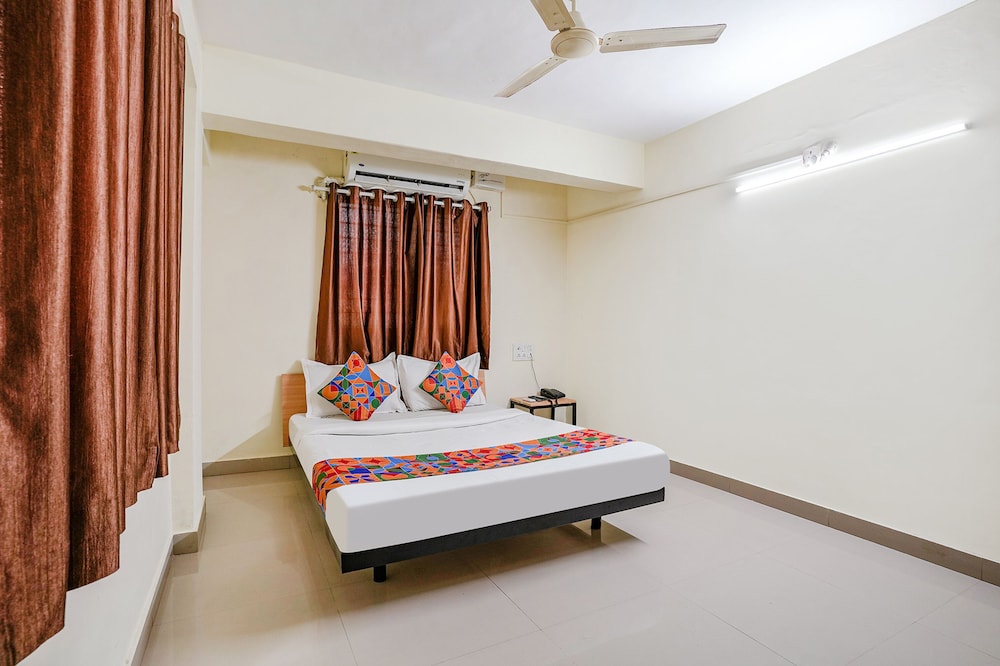 Fabexpress Samruddhi Park Inn - last minute hotel in Pune