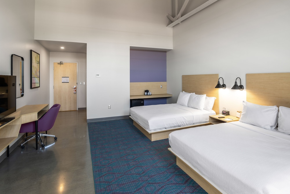 The Warehouse Hotel at Champion Mill - photo 7