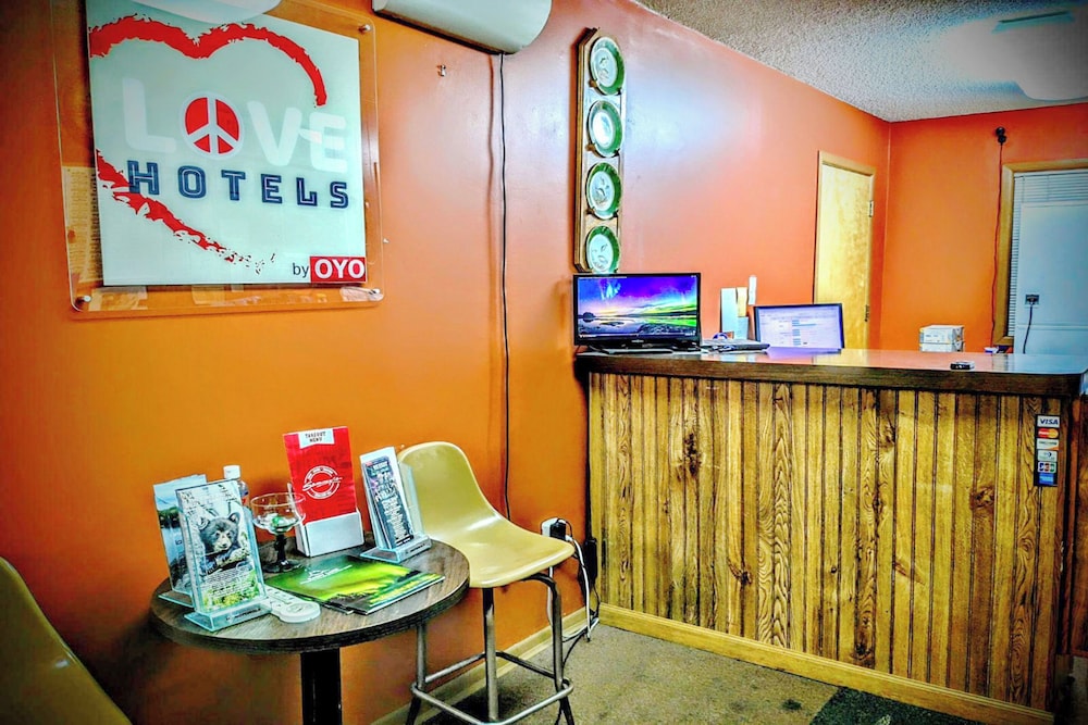 Love Hotels Voyageur by OYO at International Falls MN - photo 7