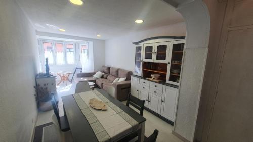 Entreplayas San Lorenzo Poniente Para 6 Personas Vut 3528 As — Gijon