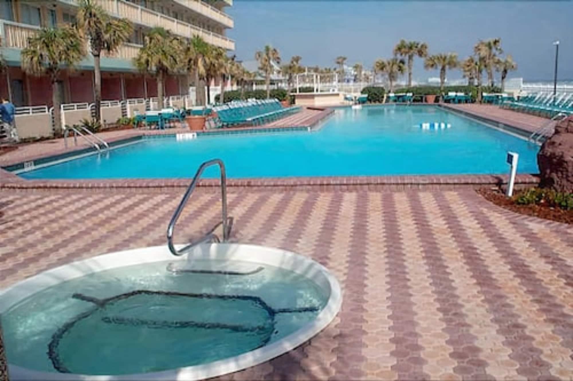 Harbour Beach Oceanfront Resort - photo 27