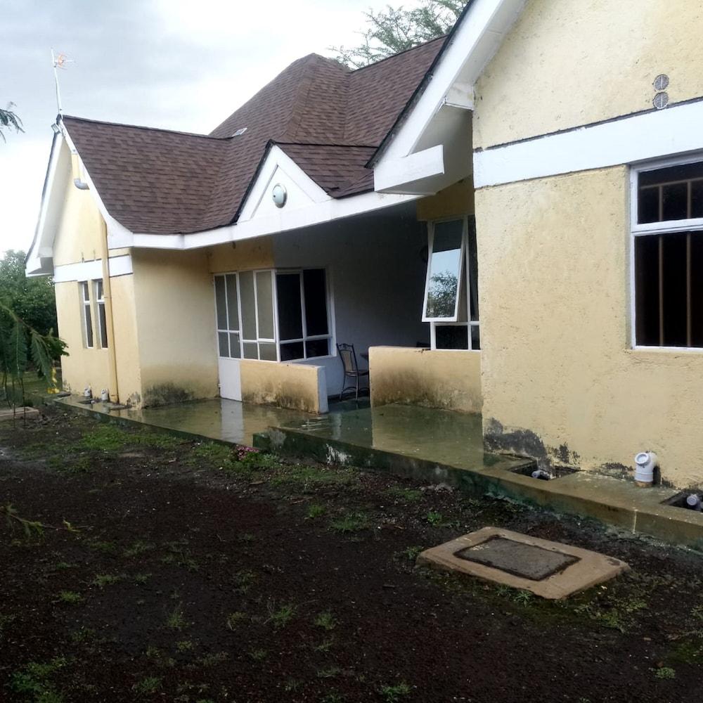 Albizia Club Nakuru in Nakuru, Kenya