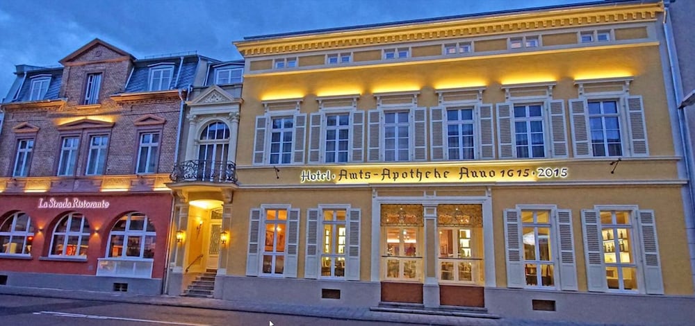 Hotel Amts Apotheke — 4-Star Luxury Hotel in Limburg An Der Lahn, Germany