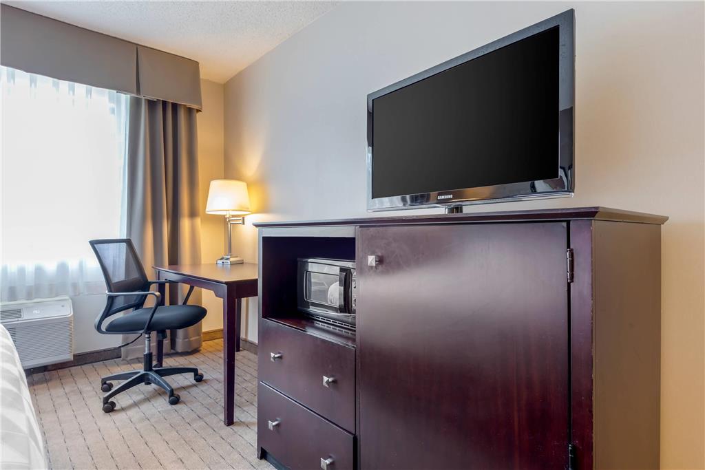 Clarion Inn Elmira Horseheads - photo 8