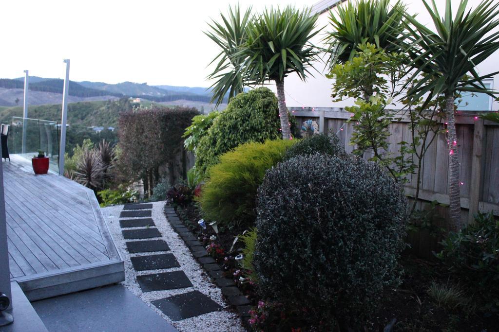 Stunning Views Bed and Breakfast — 4-Star Luxury Hotel in Whangamata, New Zealand
