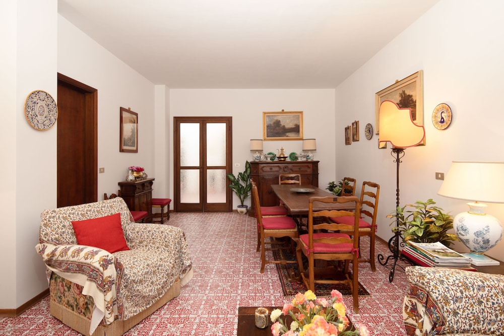 Imperiale Apartment by Mmega — 4-Star Luxury Hotel in Forte Dei Marmi, Italy