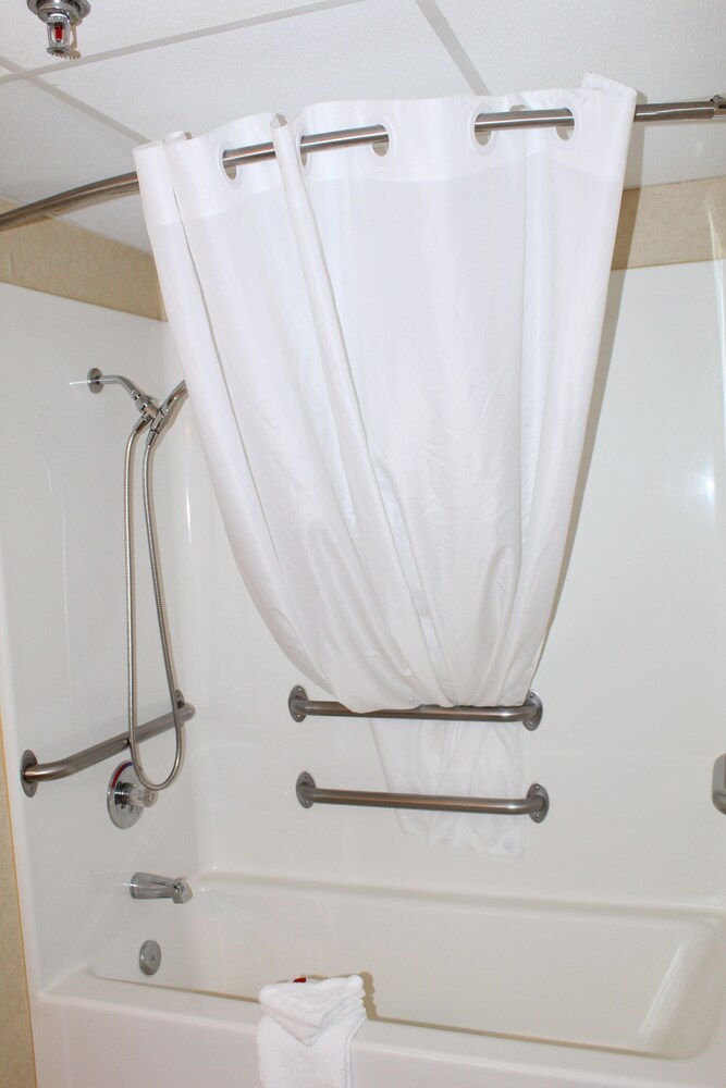Baymont by Wyndham Branson Theatre District - photo 62