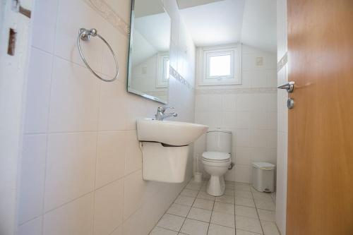 Villa Dafnis Chrysos Modern 3 Bedroom Protaras Villa With Pool
