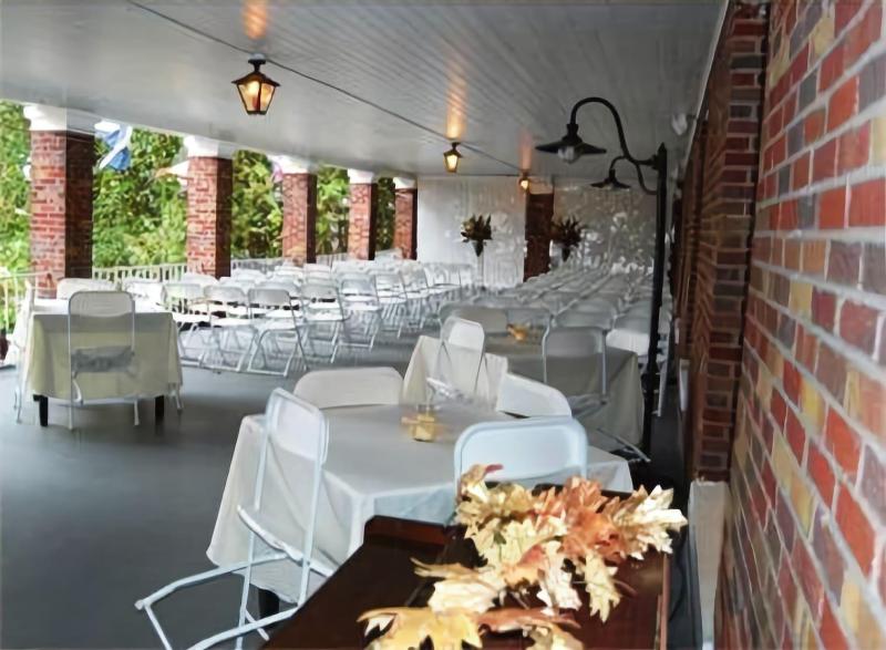 The Pines Inn Lake Placid - photo 10