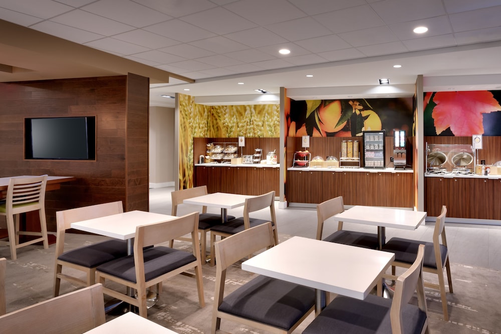 Fairfield Inn & Suites by Marriott Springfield North - photo 23
