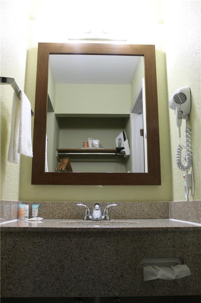Quality Inn and Suites University Area - photo 53