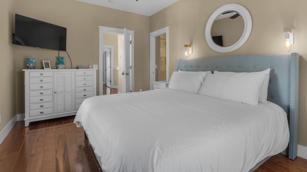 Great Family Home in Seacrest; Resort Pool Beach Shuttle - photo 9