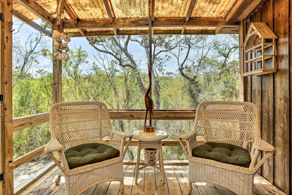 Cozy Hatteras Island Abode about 1 Mi to Frisco Beach in Frisco, United States