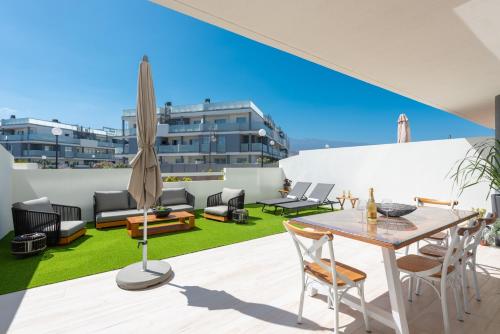 Explorer's Beach Apartment — 4-Star Luxury Hotel in Granadilla De Abona, Spain