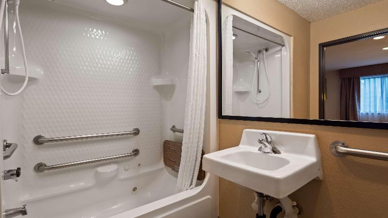 SureStay by Best Western Grove City - photo 13