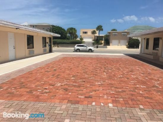 A1A Travel Inn in Ormond Beach, United States