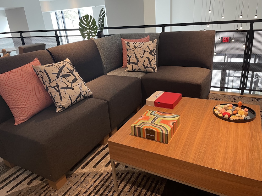 Atwell Suites Austin Airport by IHG - photo 72
