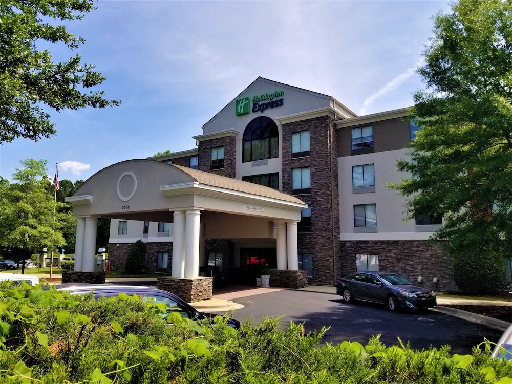 Holiday Inn Express Apex Raleigh by IHG — hotel in Apex