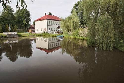 Penzion U Bernardýna — hotel in Tachov