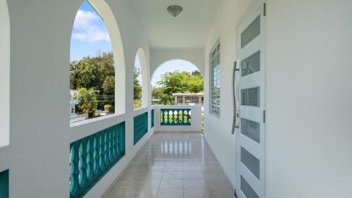 El Rinconcito 3 bdr house a 5 min drive from the beach — 4-Star Luxury Hotel in Stella, Puerto Rico