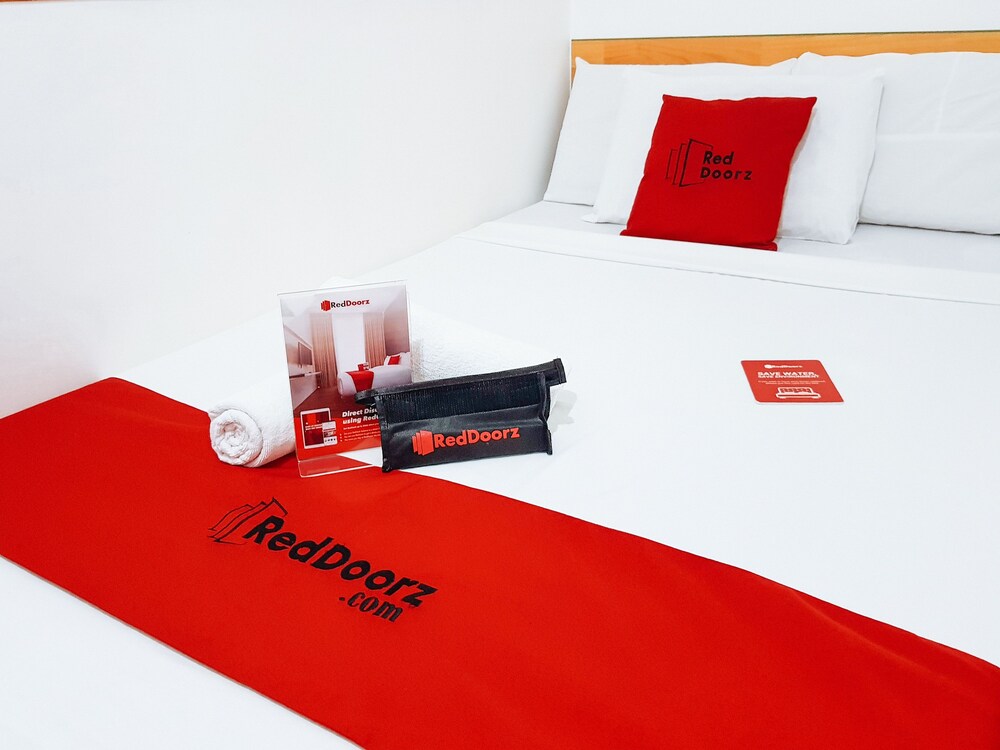 RedDoorz @ Humayhumay Road Lapulapu in Lapu-Lapu City, Philippines