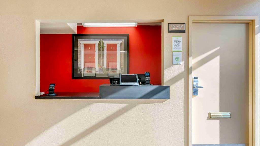Studio 6 Extended Stay Florence KY Meijer Dr. Cincinnati - photo 2