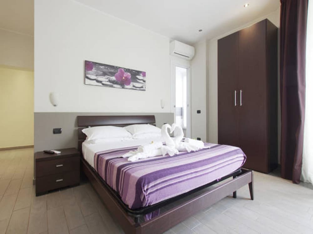Cesar Vatican Rooms