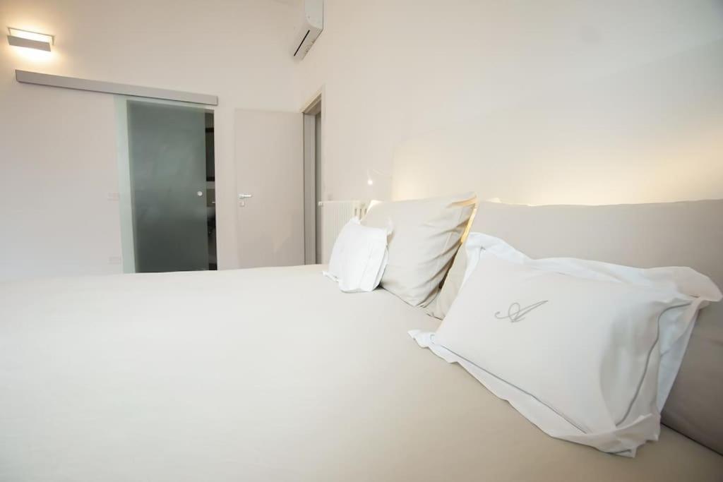 5 min Duomo Novella Boutique Parcheggio — 4-Star Luxury Hotel in Florence, Italy