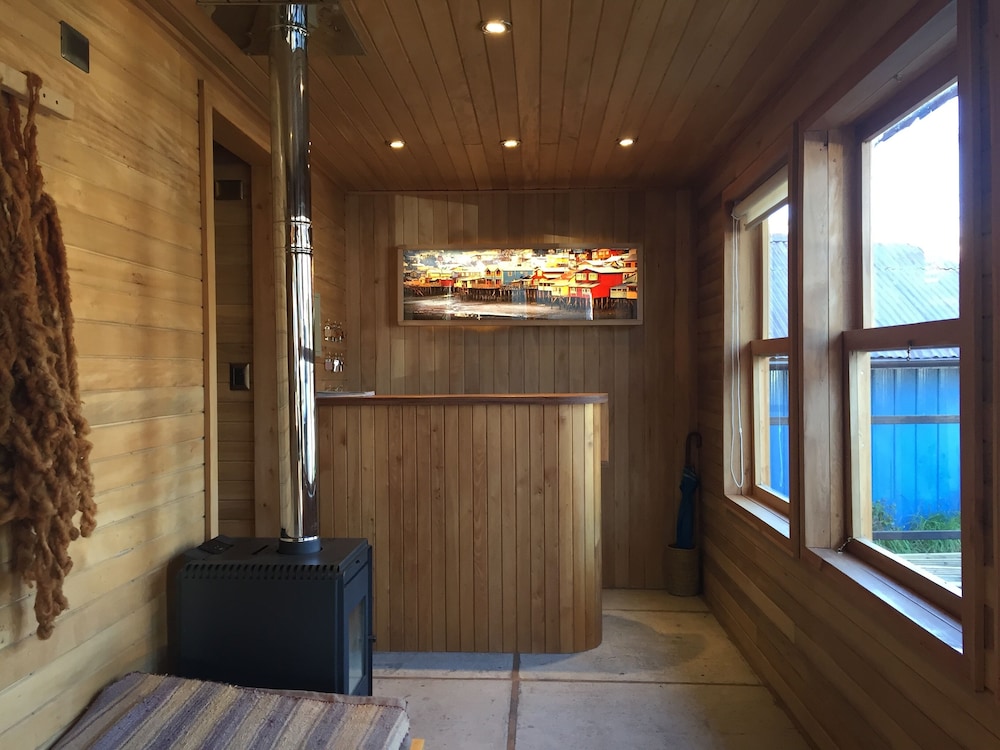 Palafito Azul Apart Hotel in Castro, Chile