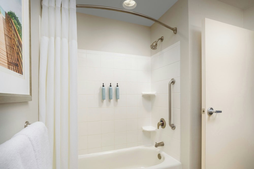 Courtyard By Marriott Stuart - photo 23