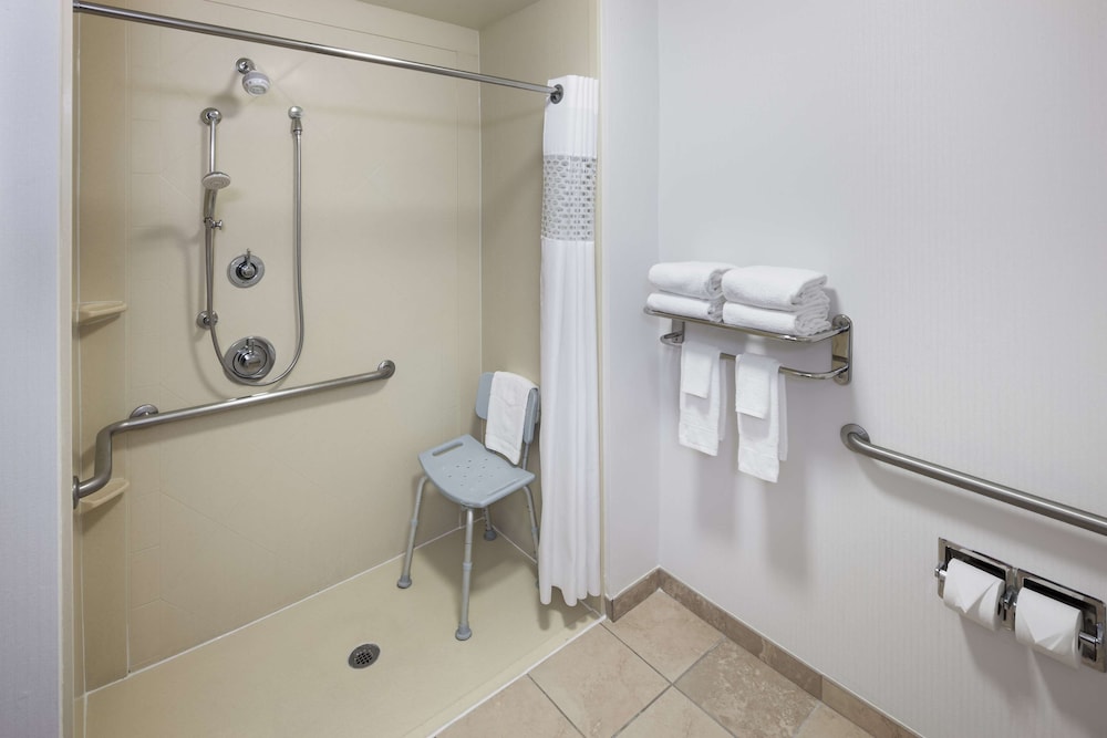 Hampton Inn Los Angeles Orange County Cypress - photo 16