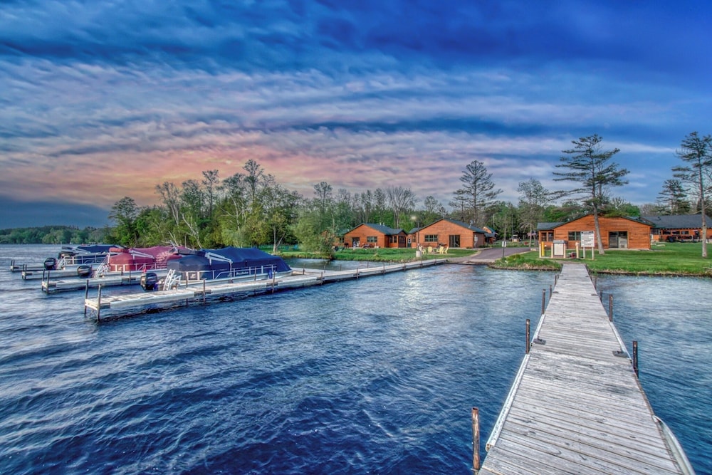 Lena's Northern Pines Resort - photo 88