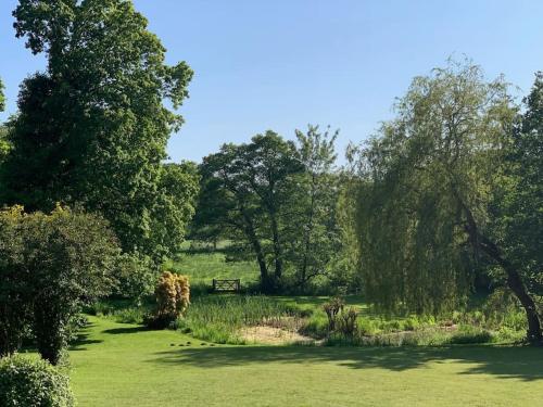 Tasburgh Farthings — 4-Star Luxury Hotel in Norwich, United Kingdom