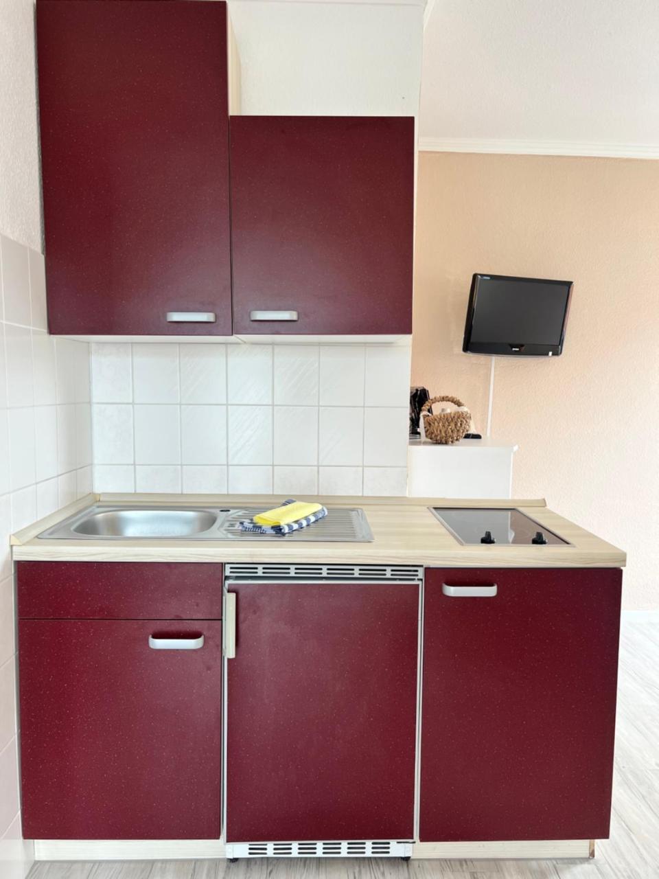 Red Kitchen Lange Straße — Ostseebad Prerow — photo 2