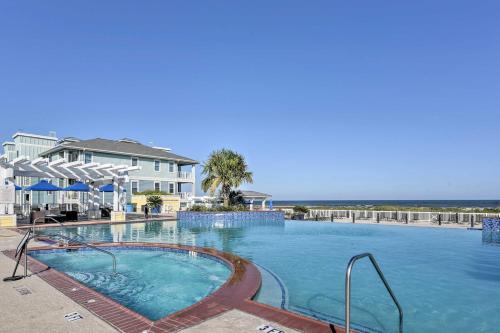 Walk to Beach Galveston Home with Resort Perks - photo 32