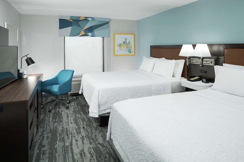 Hampton Inn & Suites Panama City Beach Pier Park Area - photo 12