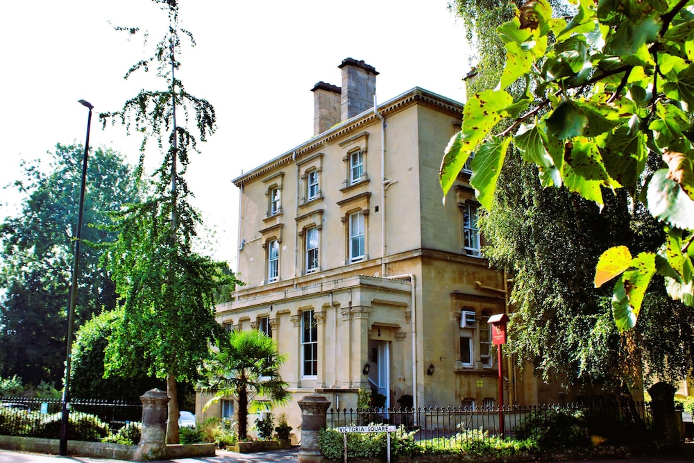 Victoria Square Hotel - last minute hotel in Bristol