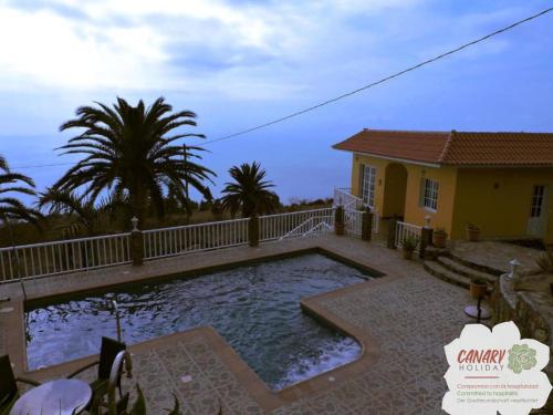 Casa La Hoya en Tijarafe — 4-Star Luxury Hotel in Tijarafe, Spain