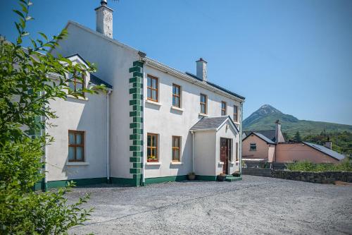 Cottage 182 Letterfrack — 4-Star Luxury Hotel in Gaillimh, Republic of Ireland