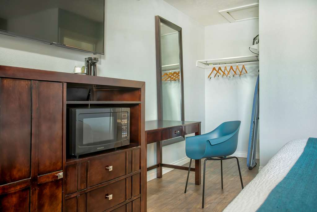 Studio 6 Suites Albany OR - photo 23